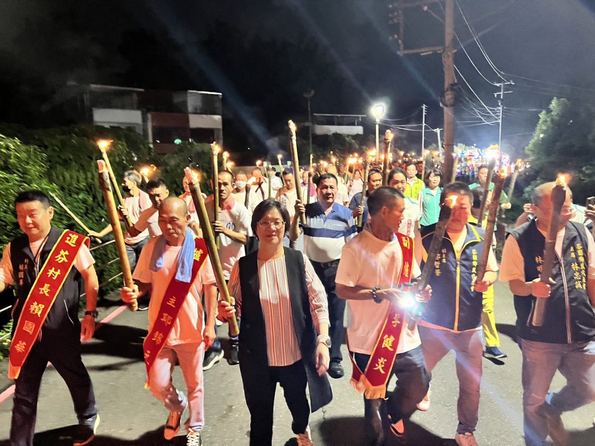 百年傳統芬園寶藏寺慶讚中元 放水燈祭水靈祈平安